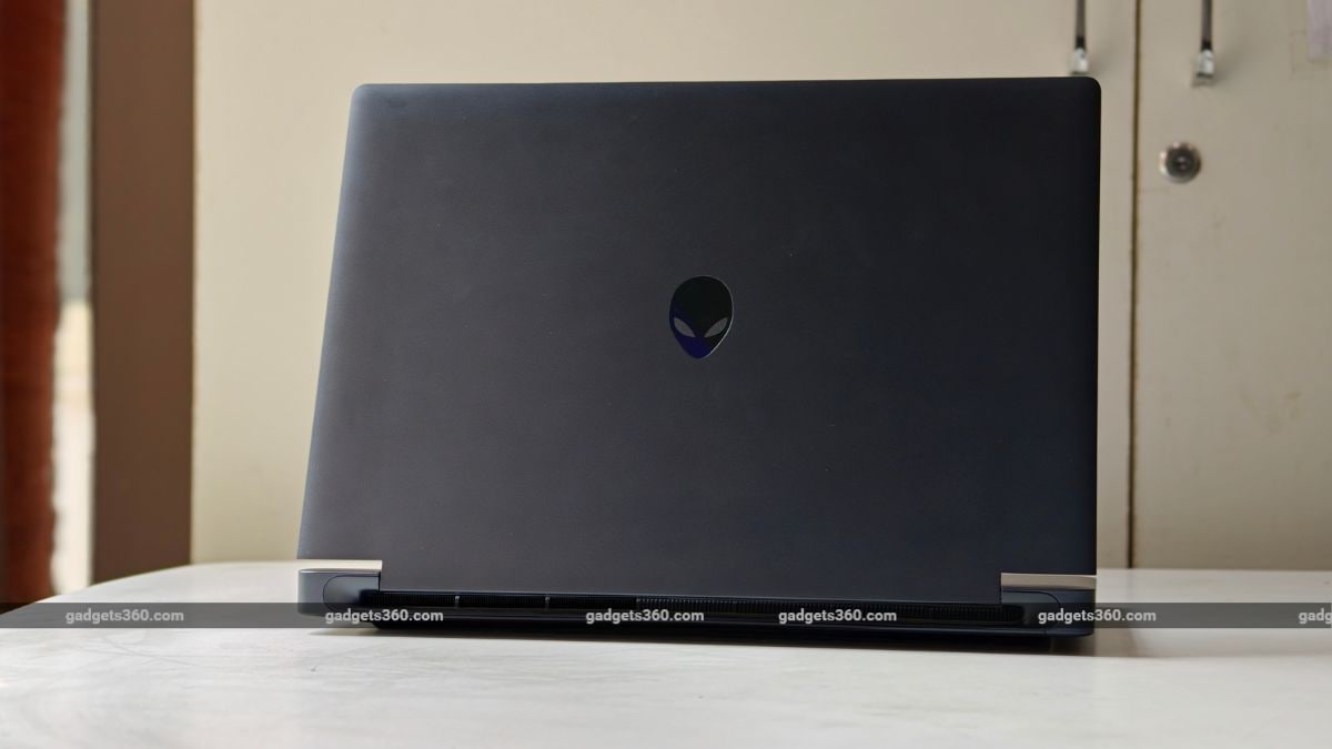 dell alienware 15 gadgets 360 4 Dell Alienware 15