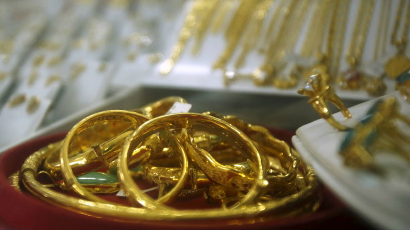 In India, Digital Gold Sellers Hope Trickle Will Become a Rush