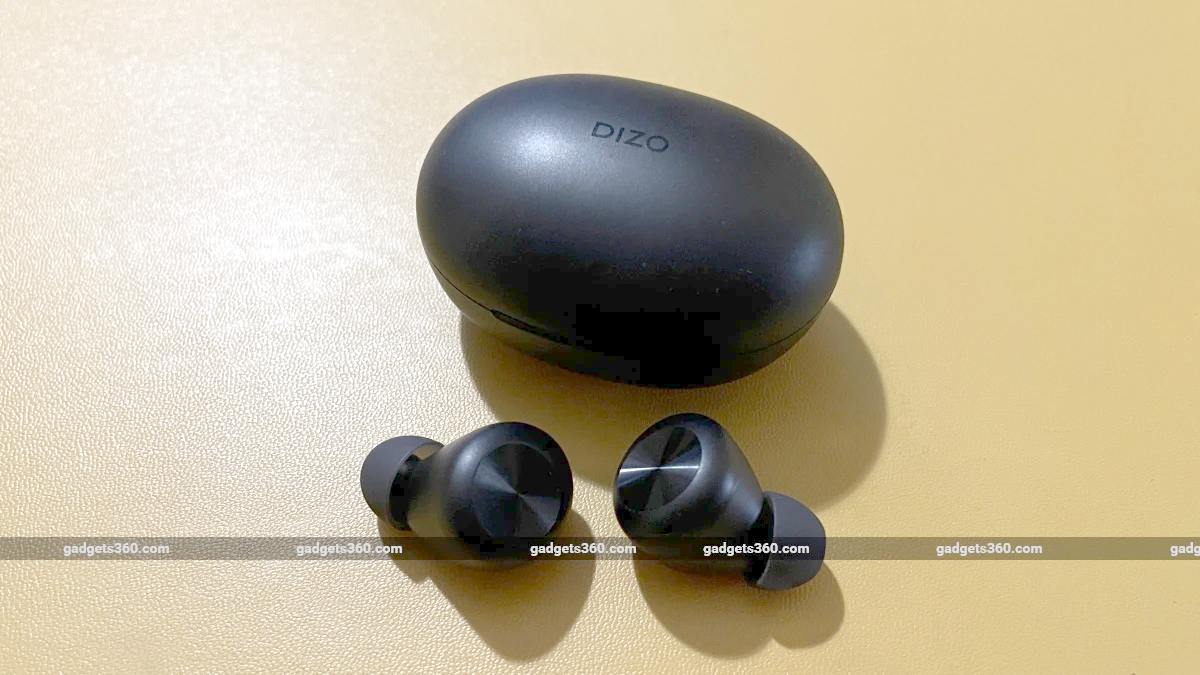 Realme Dizo GoPods D True Wireless Earphones Review: Affordable and Capable