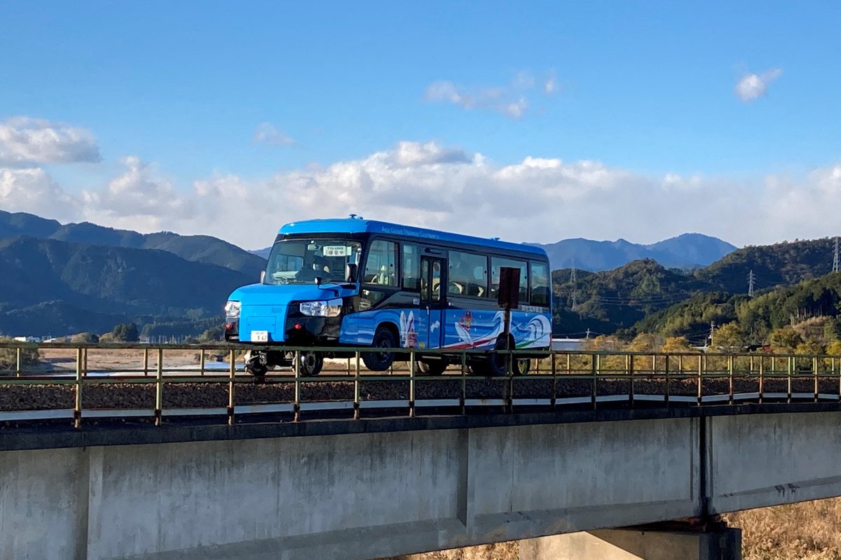 Bus or Train? World's First 'Dual-Mode Vehicle' to Begin Operating in Japan
