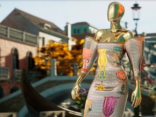 Dolce and Gabbana&rsquo;s Luxury Fashion NFT Collection Sets Record, Gets Auctioned For Over $6 Million