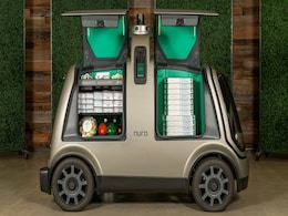 Domino's Will Start Delivering Pizzas via an Autonomous Robot This Fall Domino's Will Start Delivering Pizzas via an Autonomous Robot This Fall