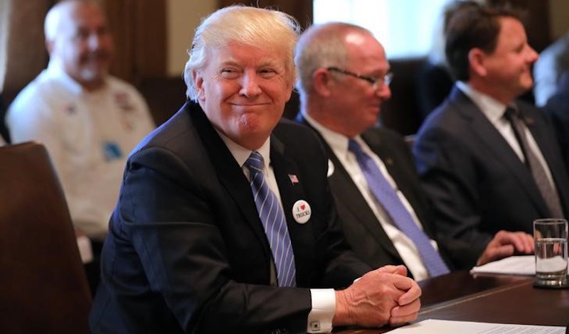 Trump Starts Using iPhone; Experts Say Still a Target for Hackers