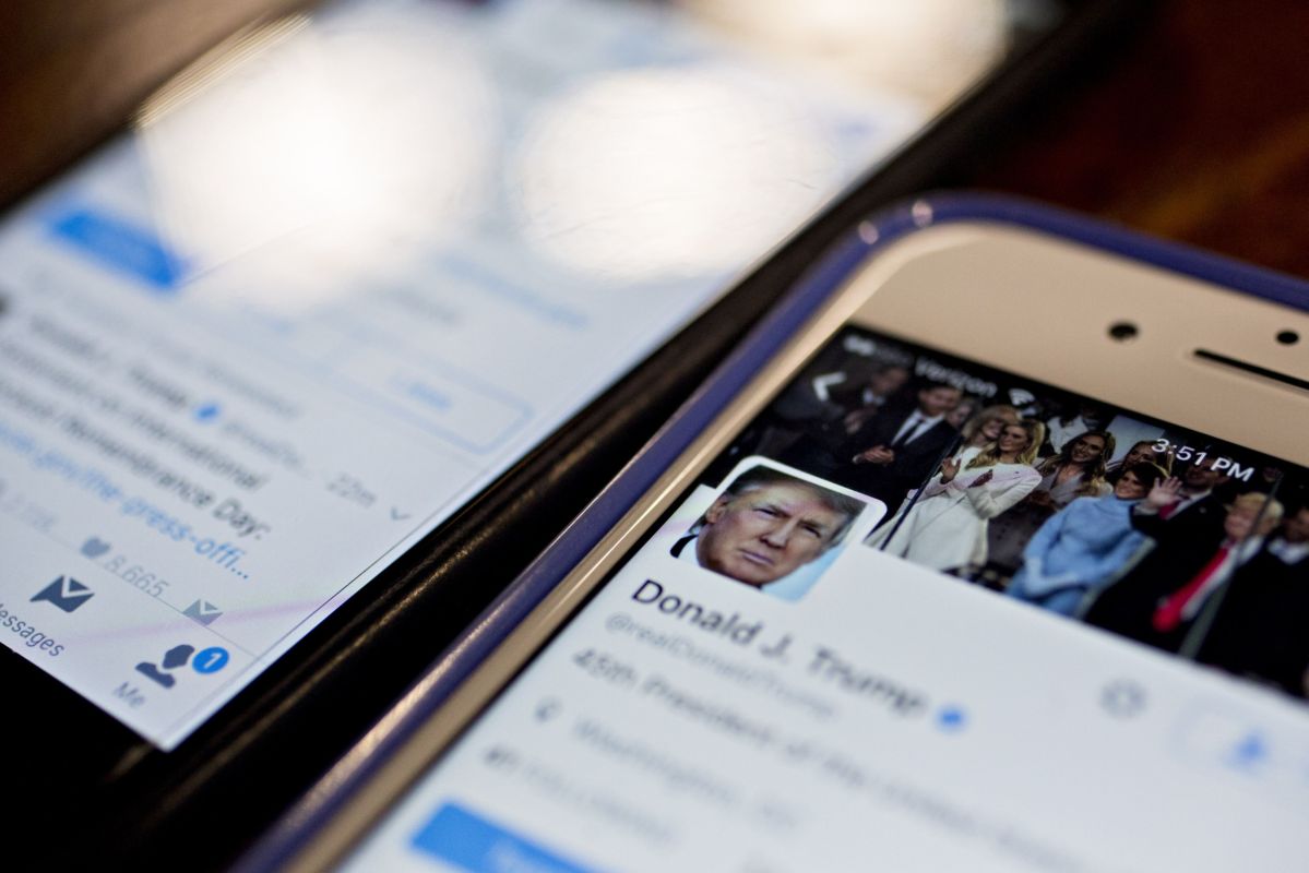Facebook, Instagram Bans Donald Trump 'Indefinitely' for Inciting US Capitol Violence