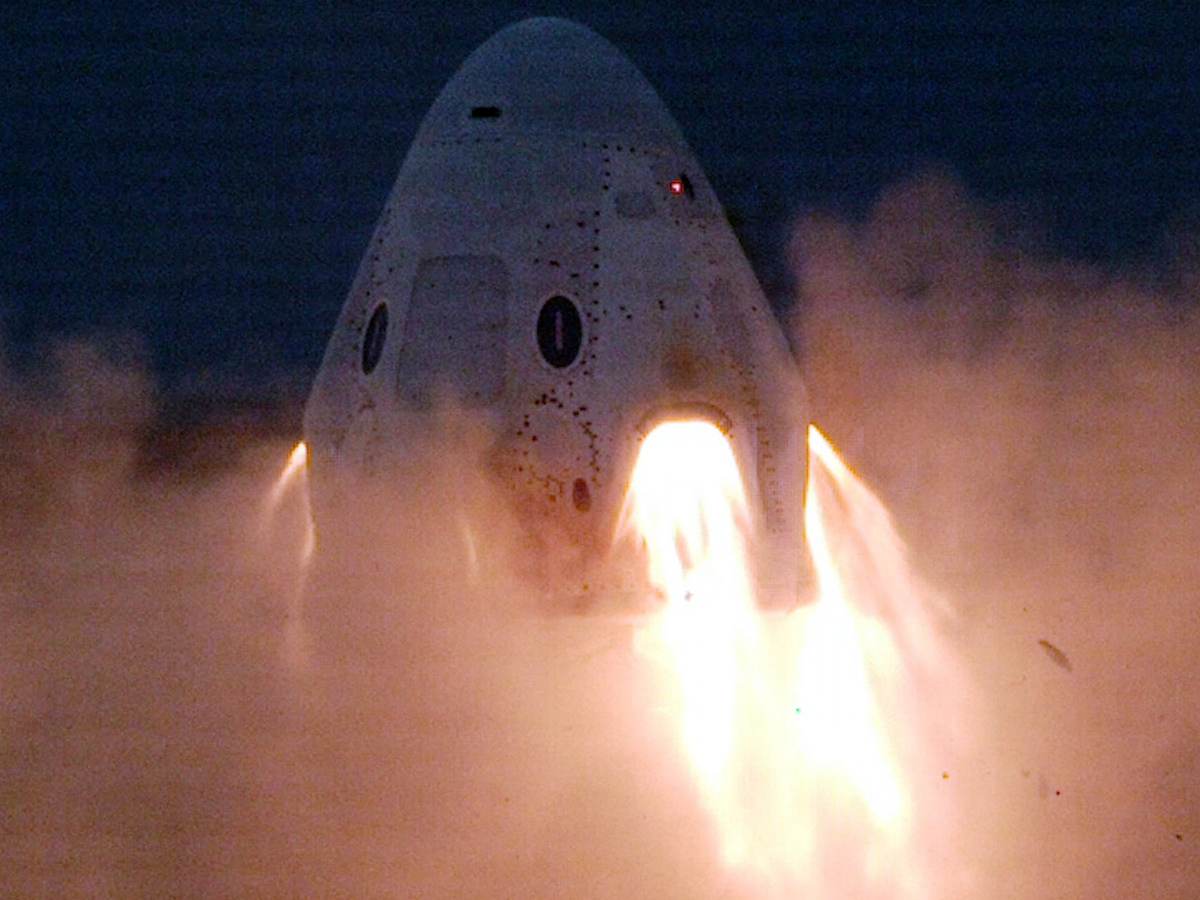 SpaceX Completes Crew Dragon Emergency Escape Engine Test