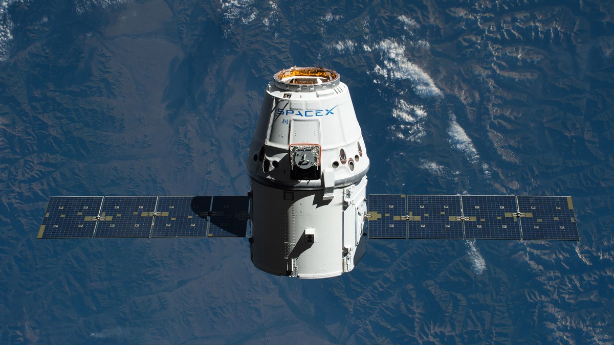 SpaceX Crew Capsule Failure Could Delay Its First Manned Flight