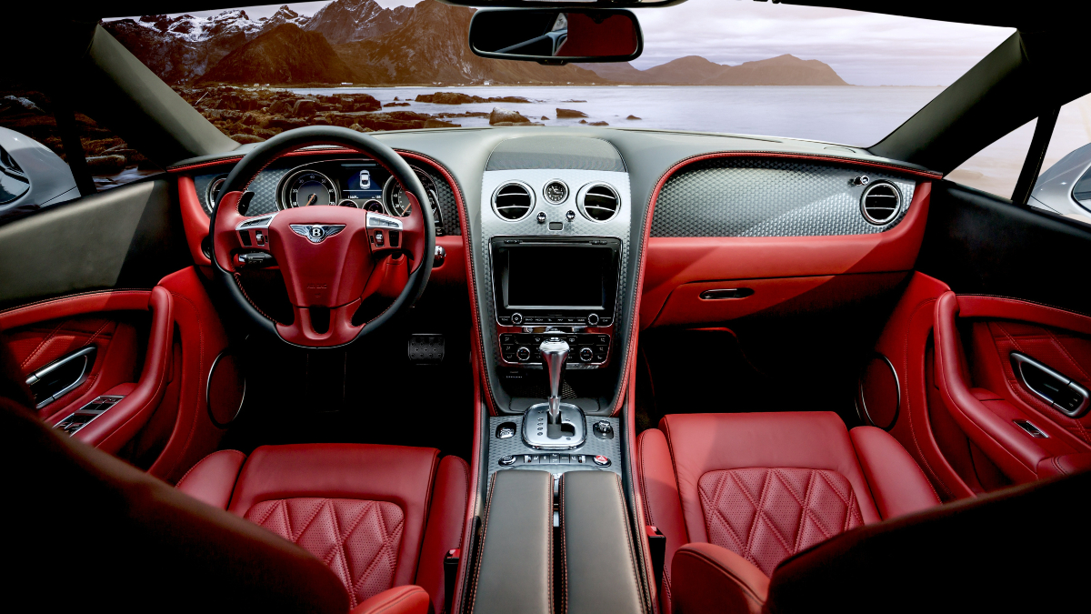 Britain to Allow Motorists to Watch TV in Self-Driving Cars