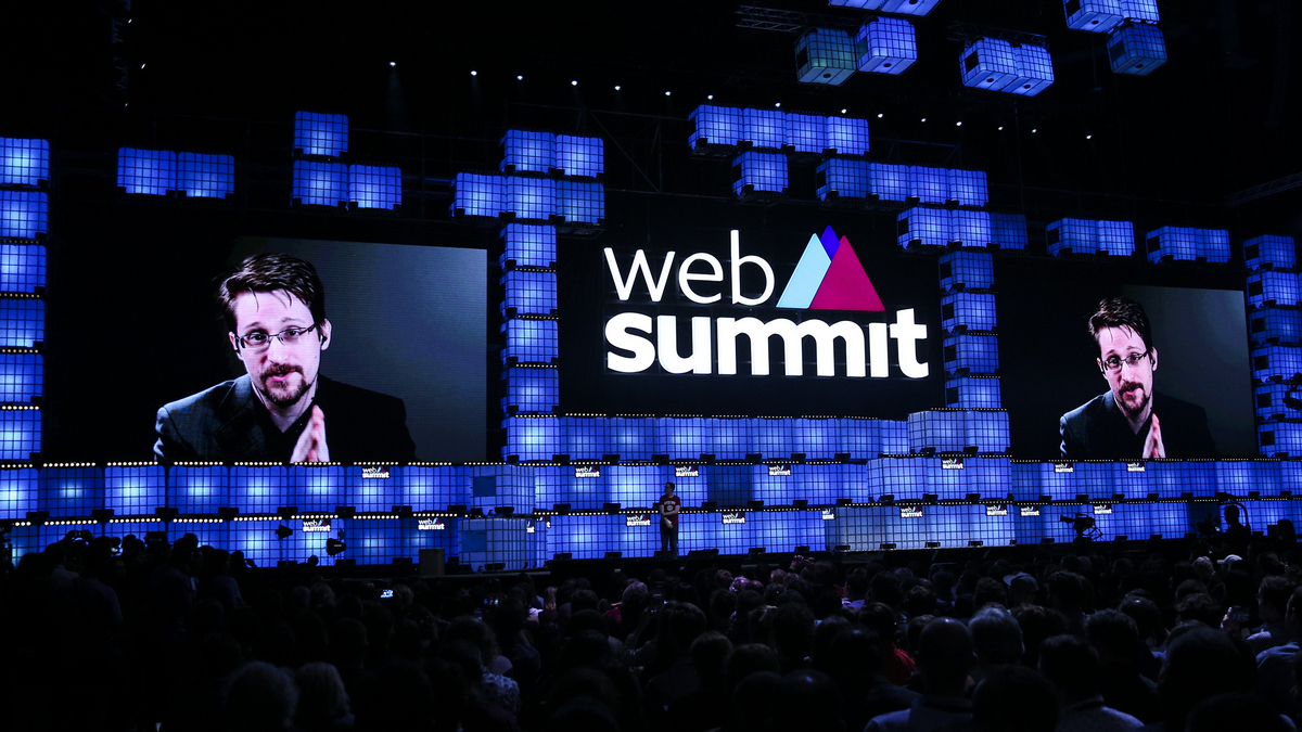 Snowden Warns of Web Giants' 'Irresistible Power'