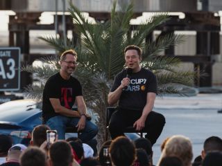 SpaceX, T-Mobile Join Hands to Increase Internet Access in Remote Parts of the US