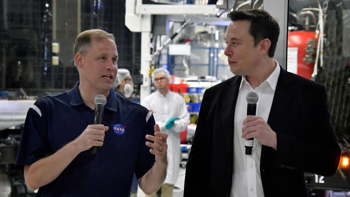NASA Administrator Jim Bridenstine Explains Twitter Spat With SpaceX