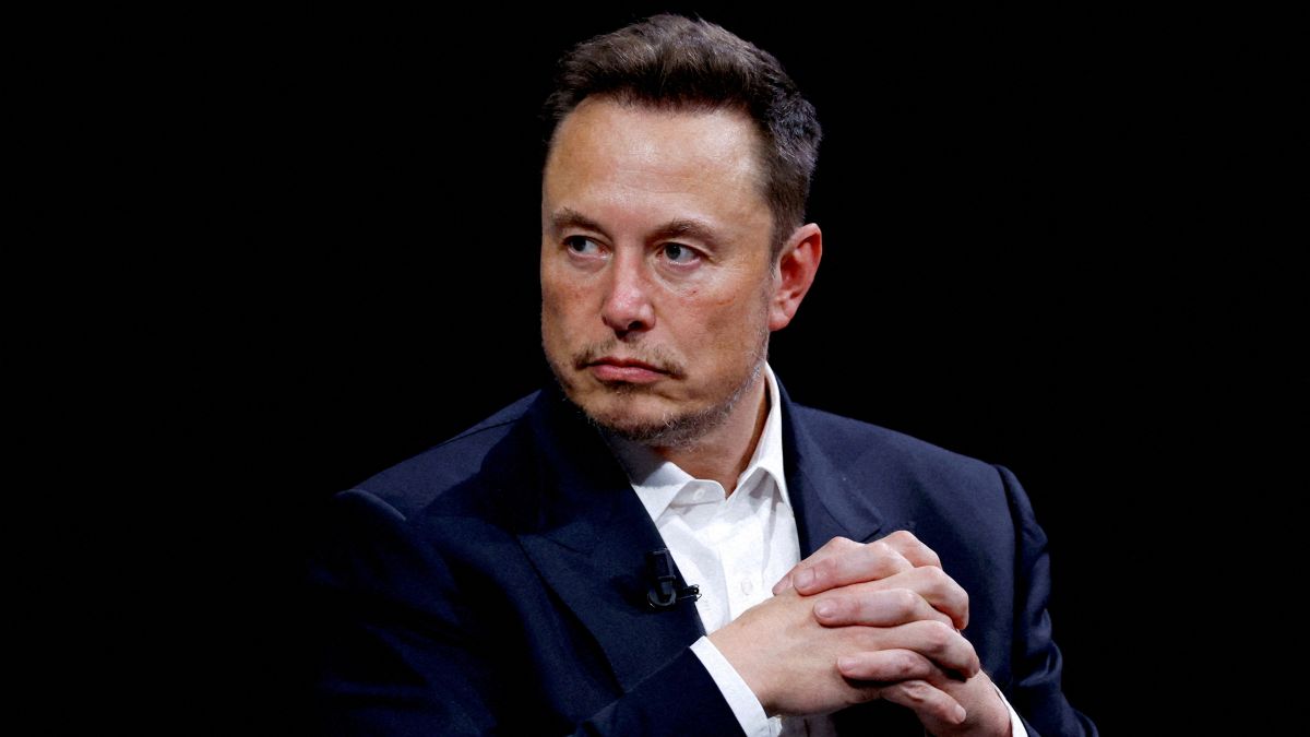 Elon Musk Sues Apple, OpenAI For "Monopoly", Integrating ChatGPT Into iPhones