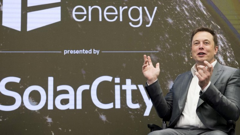 Tesla Said to Close a Dozen Solar Factories in the US