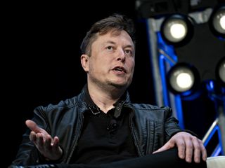 Elon Musk Worries SpaceX Won&#039;t Get to Mars Before He Dies