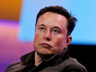 Elon Musk Compared Justin Trudeau to Hitler in Now-Deleted Tweet