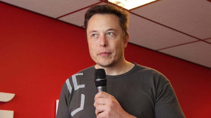 Elon Musk Sides With Putin, Says AI Will Likely Be the 'Cause of World War III'