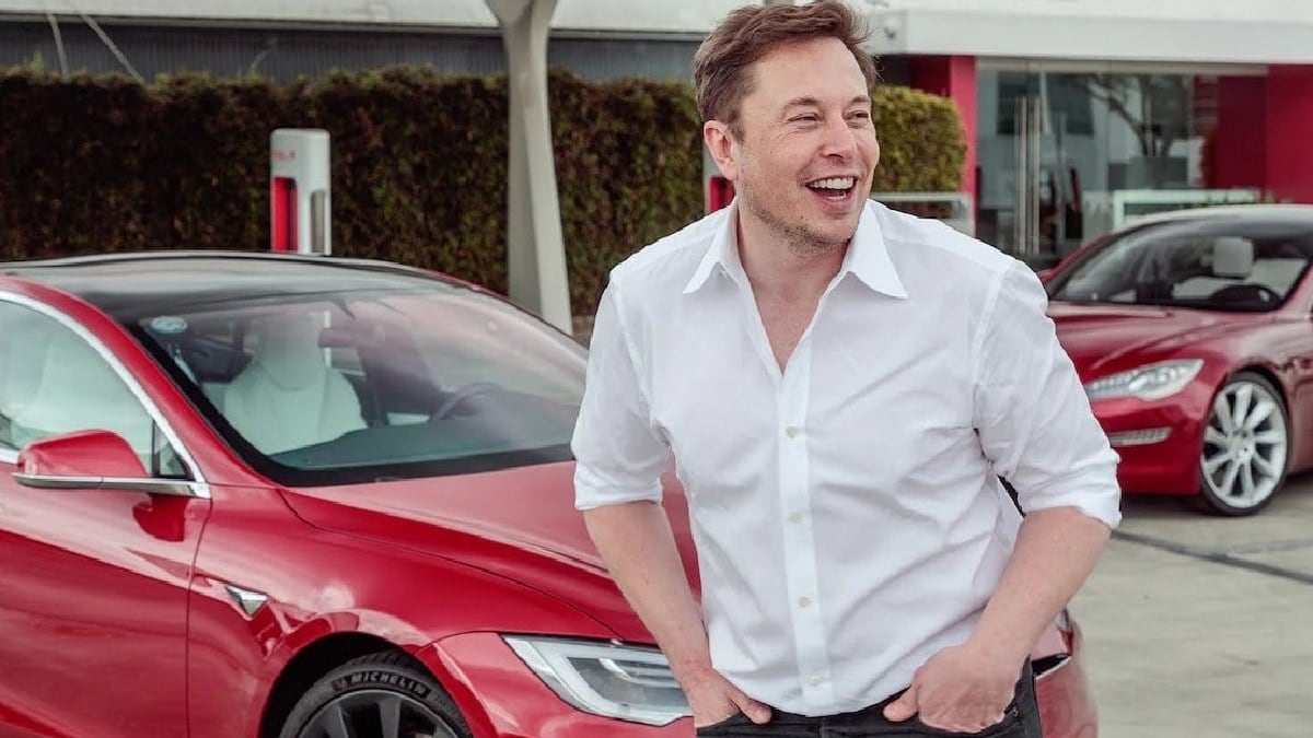 Tesla CEO Elon Musk Says He Is 'Thinking Of' Quitting His Jobs and