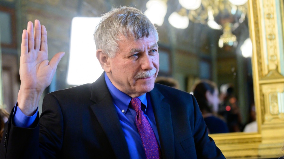 Top White House Science Adviser Eric Lander Resigns Over Treatment of Staff