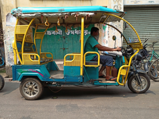 Government Directs App Stores to Remove E-Rickshaw-Disrupting Apps
