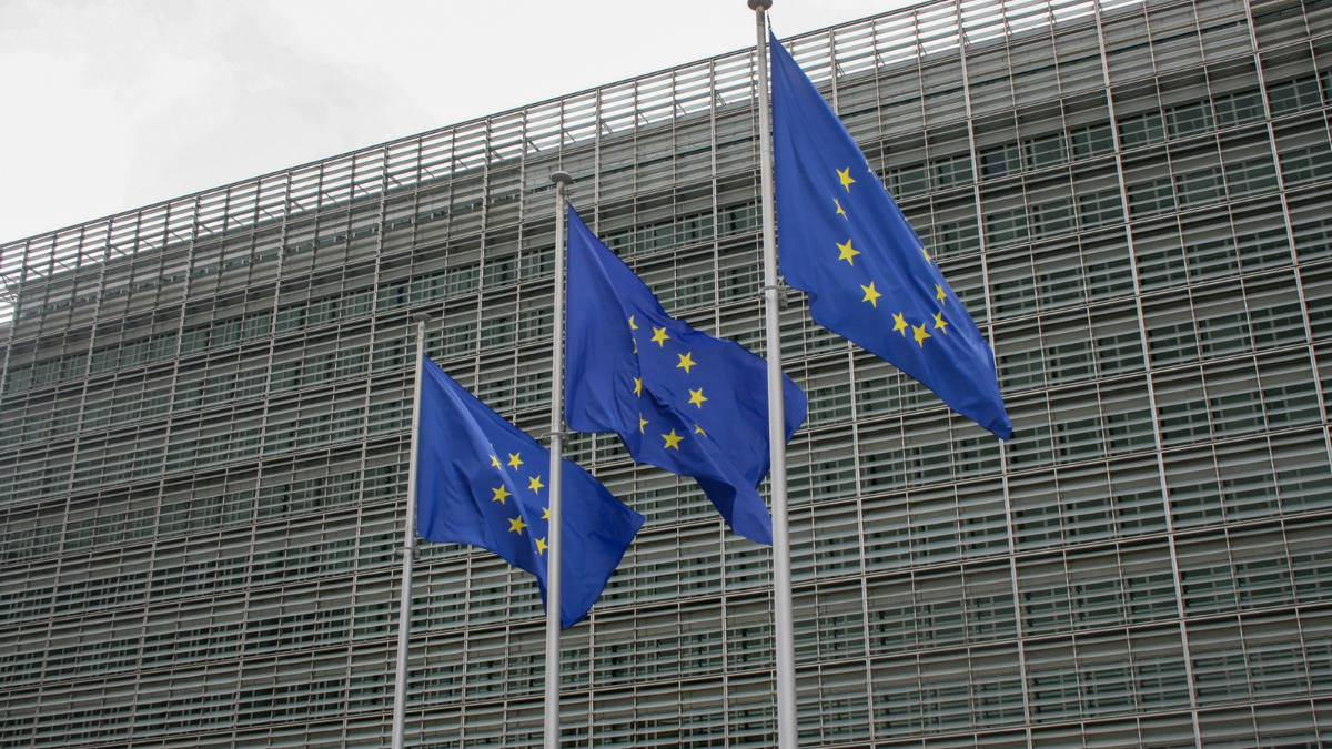 ESMA Orders Crypto Firms to Exit Non-Compliant Stablecoins Within Three Months