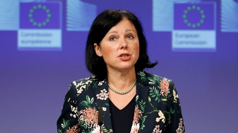 EU Justice Commissioner Held 'Constructive' Talks With Facebook's Sandberg
