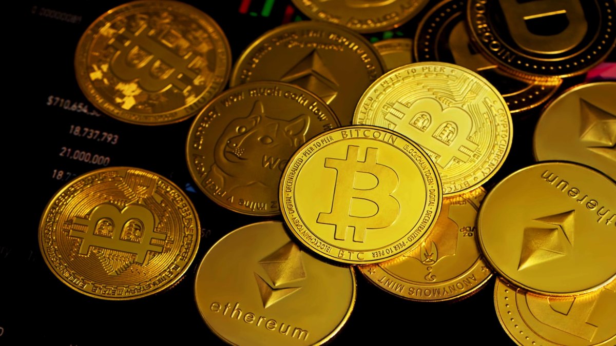 Career Options in Blockchain and Crypto: An Overview of How to Approach a Job Hunt in the Sector