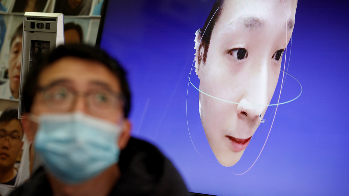 China's Coronavirus Campaign Offers Glimpse Into Surveillance System