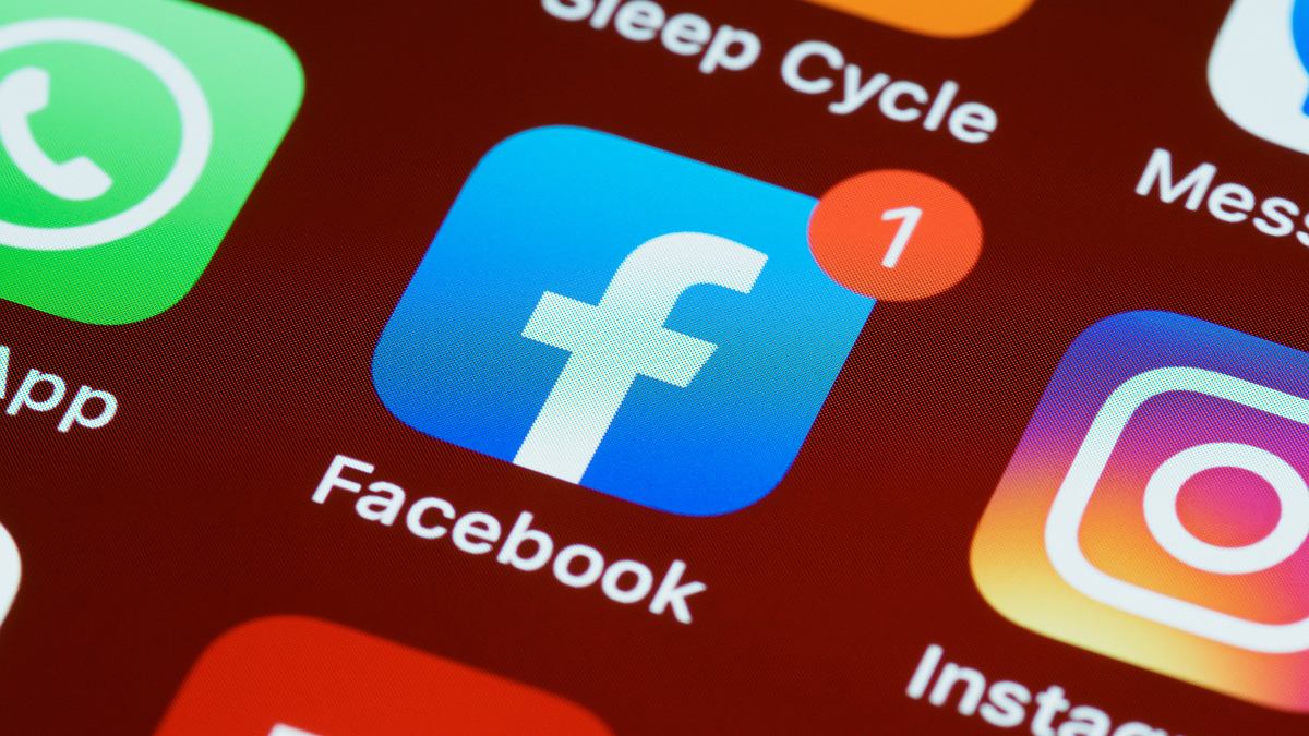 Facebook Rolls Out &lsquo;Year Together&rsquo; Card, Lets Users Recap Biggest Moments of 2021