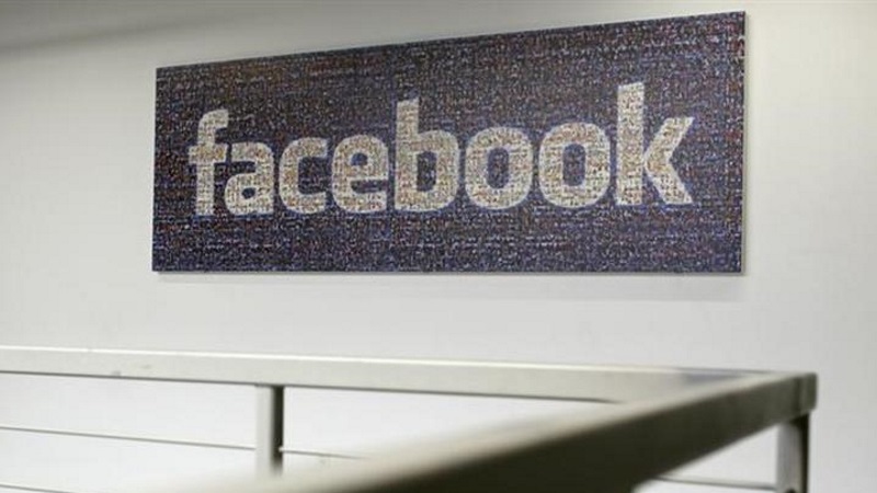 What Is a Facebook Poke? Is It Still a Thing?