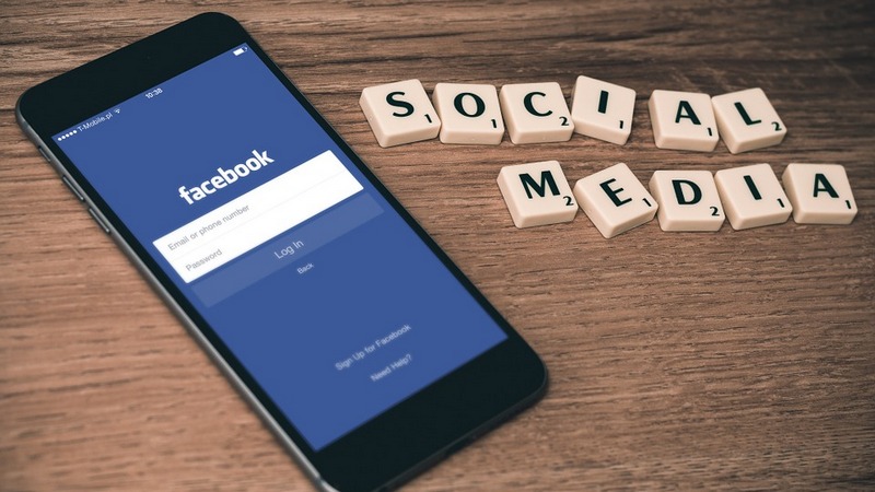 Facebook Searching for 'Extra-Terrestrial Product Manager'