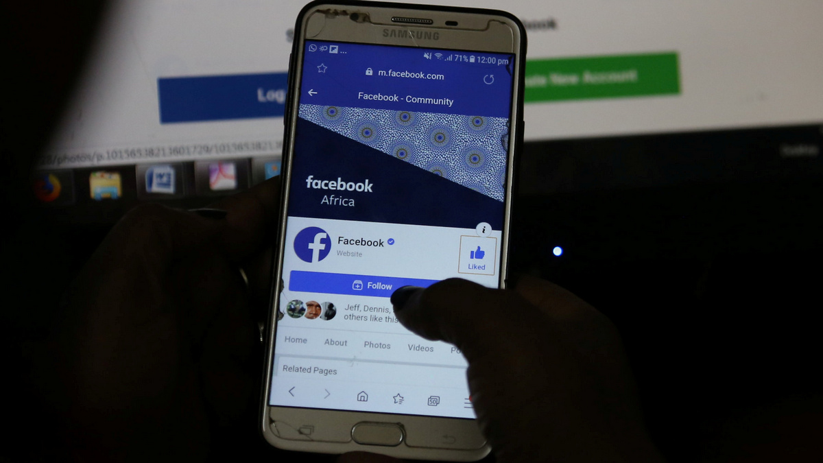 Facebook Users Care Less About Privacy Than Regulators