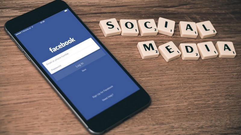 Facebook Opens Its Community Help to Organisations, Businesses