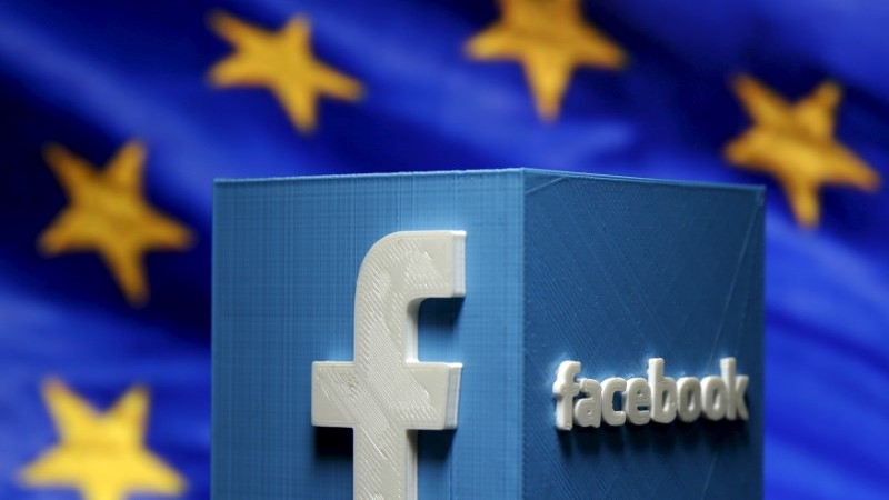 Facebook Is Said to Delay Home-Speaker Unveil Amid Data Crisis