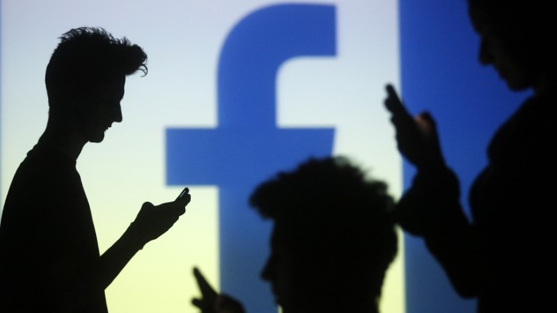 Facebook Asks European Users Which News Sources They Trust