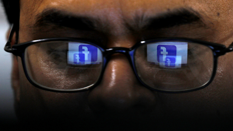 Facebook, Google Face Fines as Part of UK’s Crackdown on Harmful Online Content