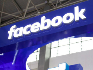 Facebook Selects 25 Journalists to Be Paid in $5-Million Bulletin Newsletter Recruitment Push