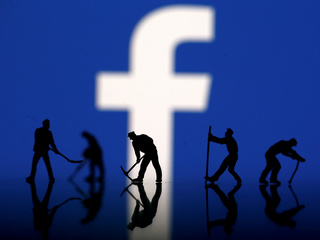 Facebook Shortcut Bar Settings Now Being Rolled Out for iOS and Android, Letting Users Remove Notification Dots