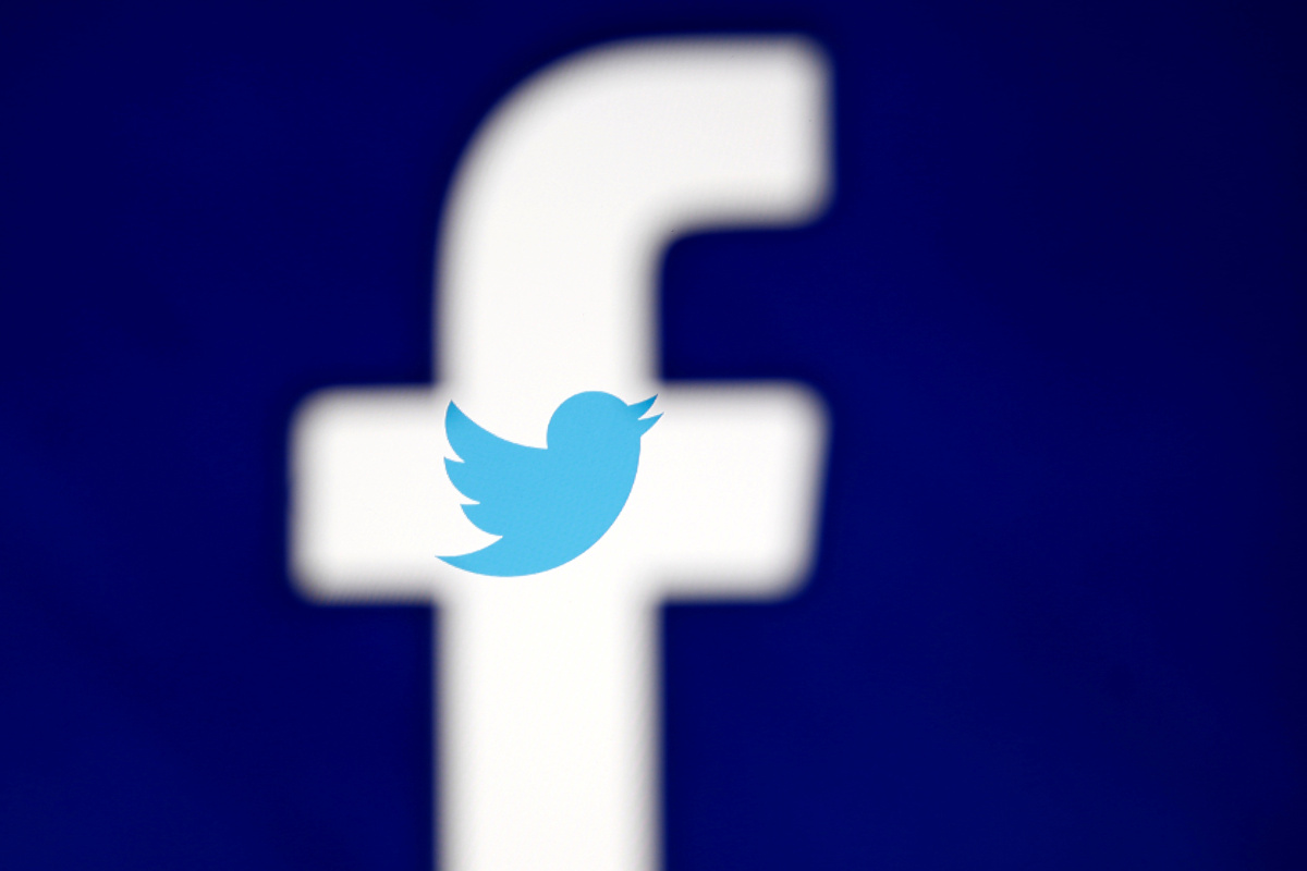 Supreme Court Notice to Centre on Petition That Seeks to Regulate Facebook, Twitter