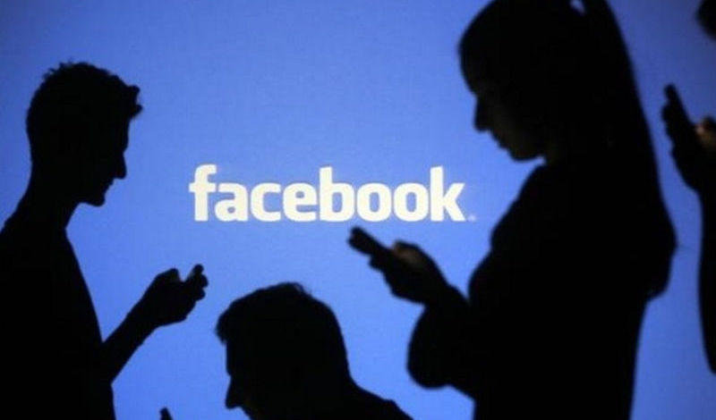 Facebook Reportedly Working on Snapchat-Like Discover Feature