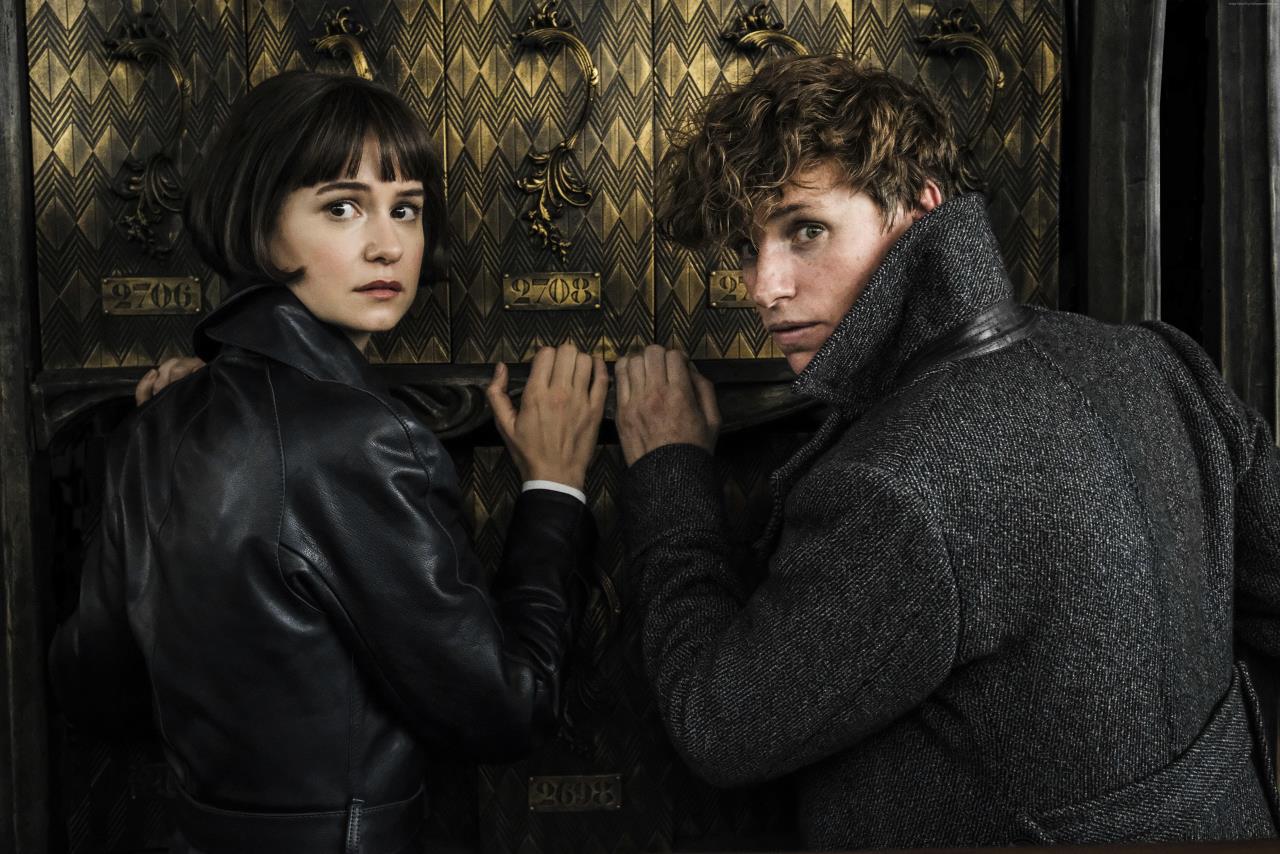 Fantastic Beasts: The Crimes of Grindelwald Gets First Trailer