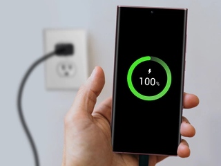 Government to Meet Stakeholders to Discuss Usage of Common Charger for Mobile Phones, Electronic Devices