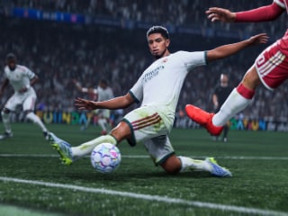 EA Sports FC 27 Review: Football Goes Open World Without Moving Forward
