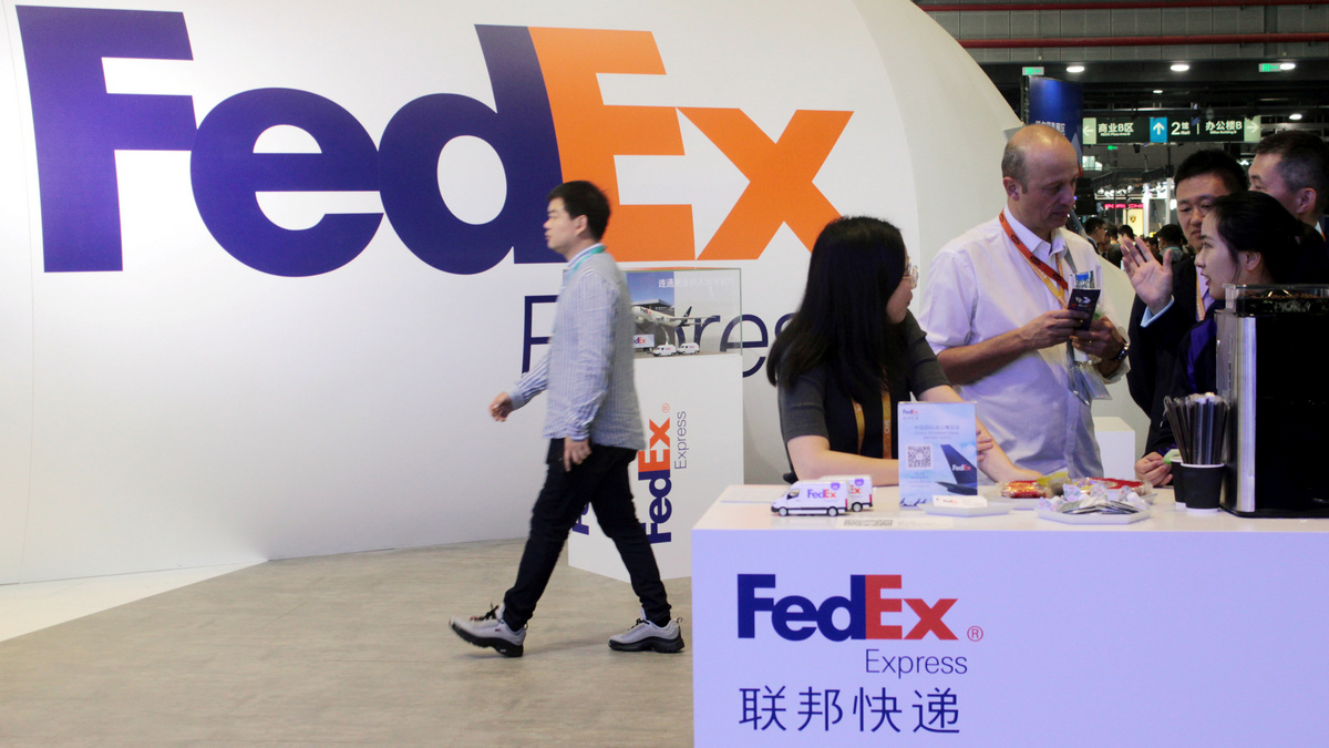 FedEx Sues US Government Over 'Impossible' Task of Policing Exports to China