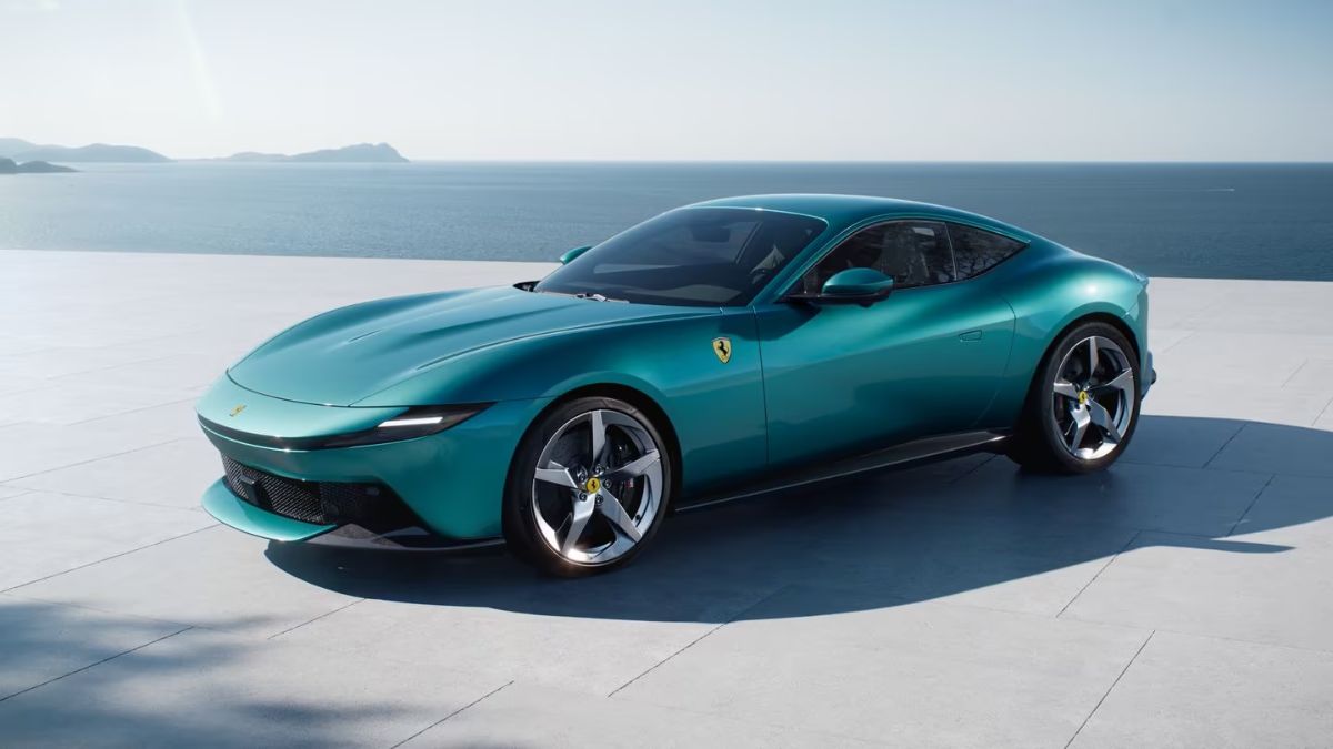 ferrari_amalfi_1751449883700.jpg?downsiz