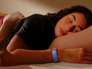 Google's Fitbit Air Spotted on Amazon India Ahead of Official Launch