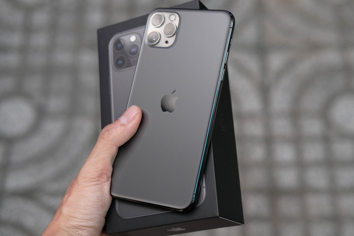 Flipkart Big Diwali Sale 2020 Ends Tonight: Best Deals on Mobile Phones, Laptops, Electronics