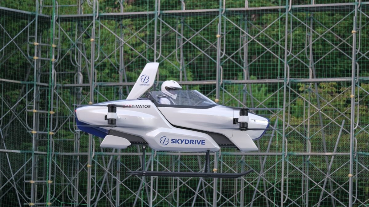 Japan's SkyDrive 'Flying Car' Successfully Carries Out Test Flight With a  Person Aboard | Technology News