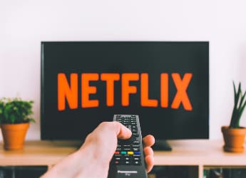Netflix দেখা যাচ্ছে সম্পূর্ণ ফ্রি-তে! আপনি এই অফার পাবেন কি? এক ক্লিকে জেনে নিন