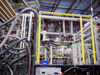 Billionaires Chase &#039;SpaceX Moment&#039; for the Holy Grail of Energy