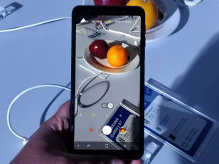 Samsung Galaxy A7 (2018) First Impressions