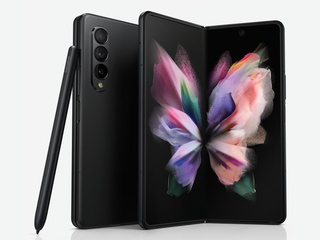Samsung Galaxy Z Fold 3, Galaxy Z Flip 3 Official-Looking Renders Detail the Foldable Phones&#039; Design